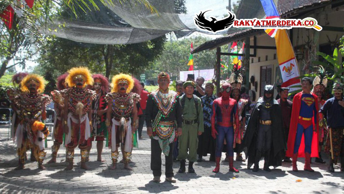 ketika-superhero-sampai-gatot-kaca-melaksakan-upacara-hut-ri