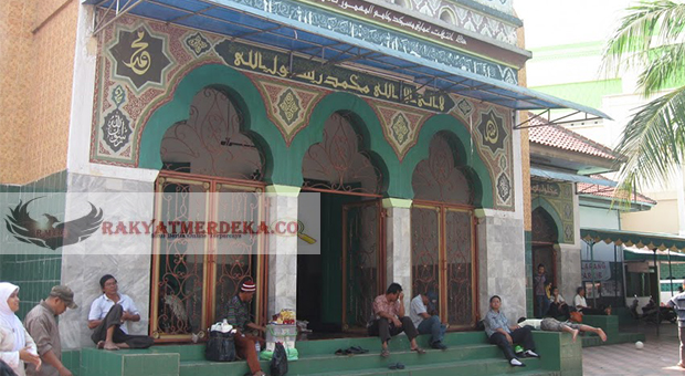 Teriakan di Masjid Al Makmur Tanah Abang