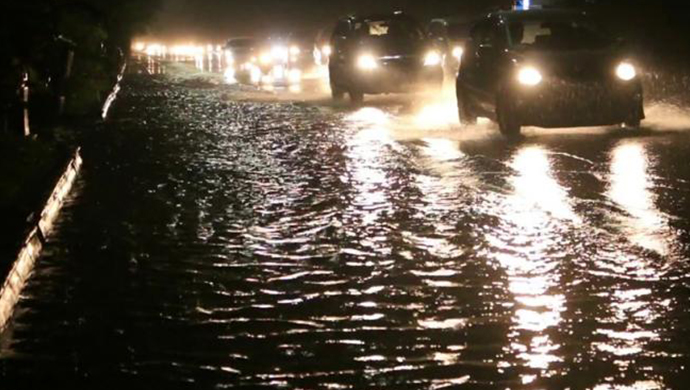 solo banjir ratusan warga mengungsi