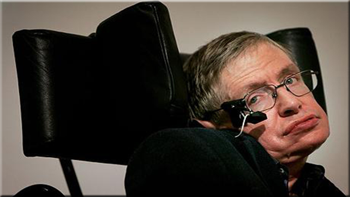Stephen Hawking Sebut Trump Seorang Penghasut