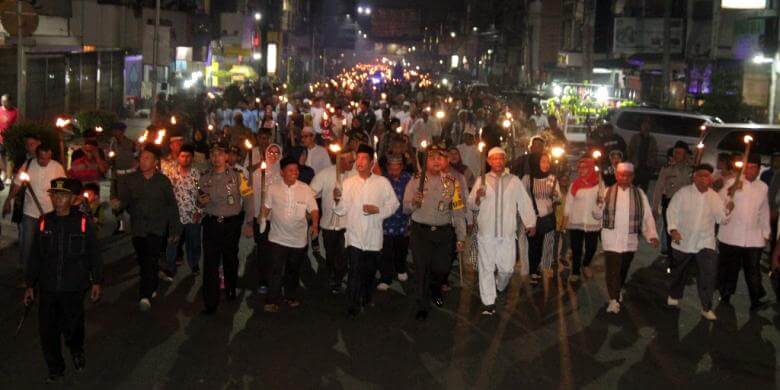 Melihat Pawai 1000 Obor Di Kota Siantar