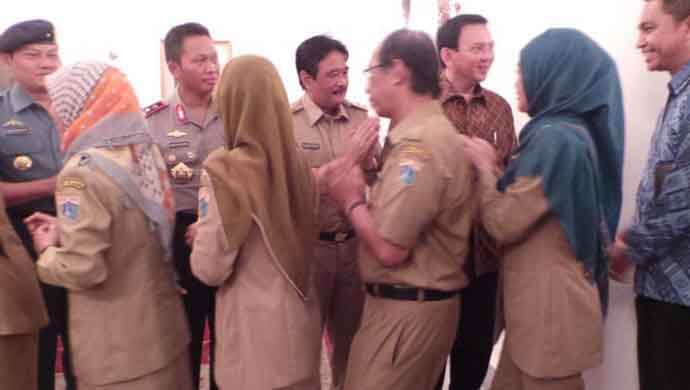 Djarot Telat Menghadiri Halalbihalal Bersama PNS DKI