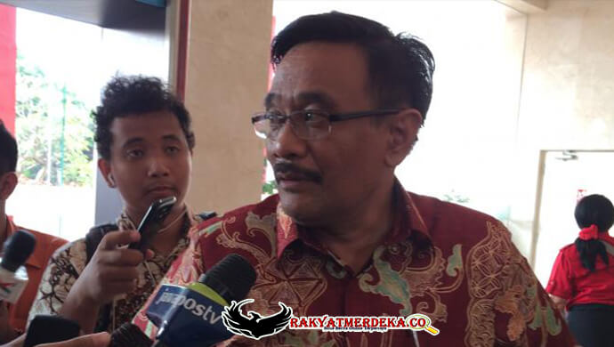 djarot-sandiaga-itu-mau-nya-apa