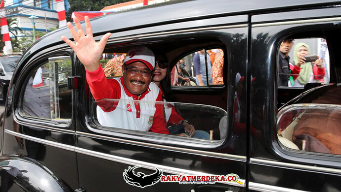 djarot-lebih-baik-kerja-dari-pada-bahas-pilgub