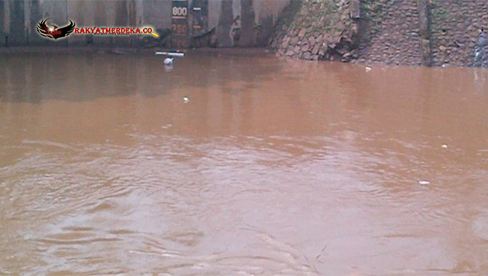 Jalur Cilacap - Pangandaran Putus Akibat Meluapnya Sungai Pelimbahan