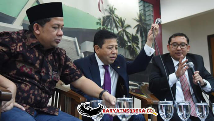 demo-4-november-di-ikuti-fahri-hamzah-fadli-zon