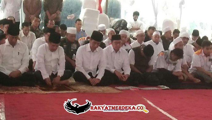 aksi-damai-di-monas-di-hadiri-jokowidodo-dan-jusuf-kalla