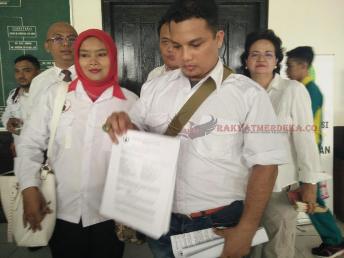 ahok digugat 470 milliar