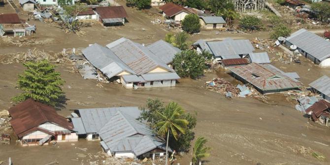 Banjir Bandang Melanda Nusa Tenggara Barat - Lombok