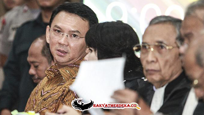 ahok-saksi-luar-biasa-ngaco-nya