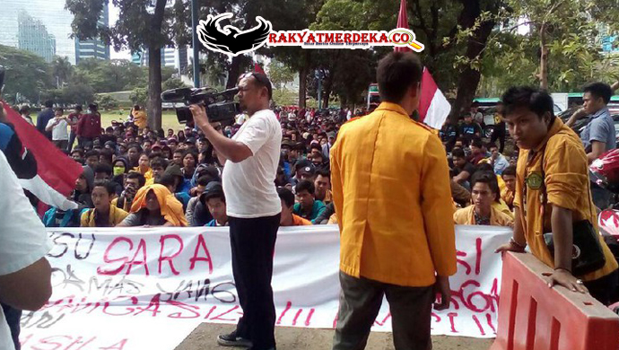 sby-terusik-kediamannya-di-demo-mahasiswa