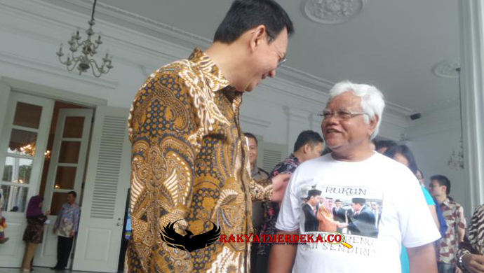 beredar-baju-bergambar-ahok-bersalaman-dengan-raja-salman