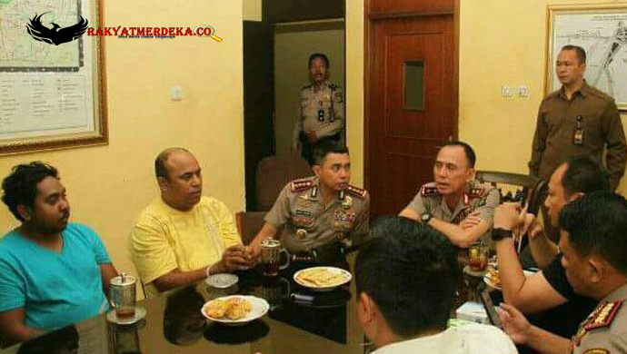 viral-di-medsos-kapolda-makan-bareng-pembacok-hermansyah