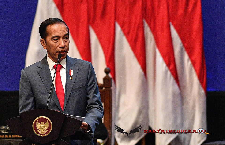 Mau Hujat Jokowi? Coba Baca Ini Dulu